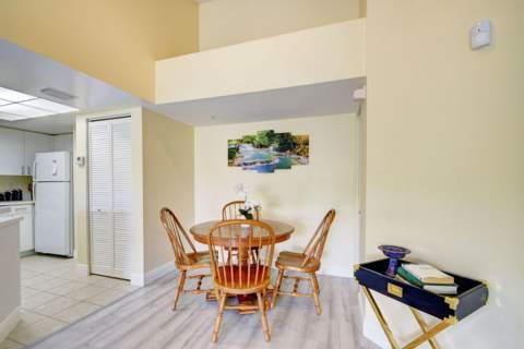 300 Crestwood Court #307, Royal Palm Beach FL - photo 8 of 29