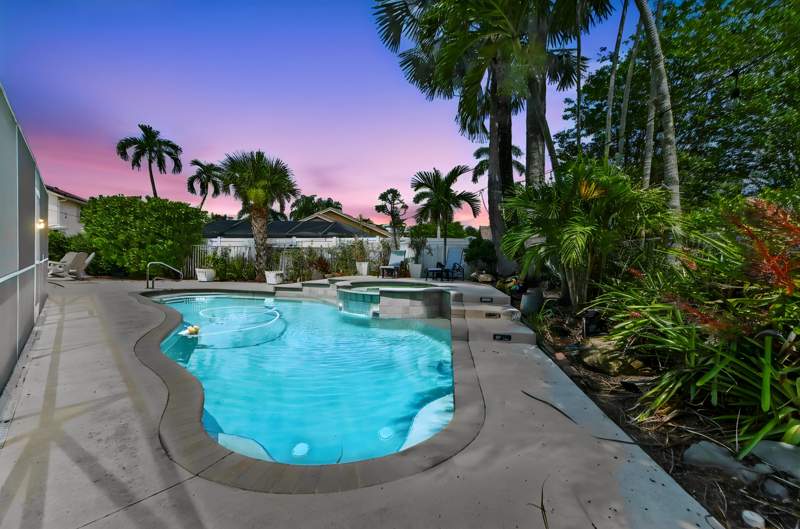 4 bedroom Single Family Residence at 7461 Anadale Circle, Lake Charleston, Lake Worth — photo 5