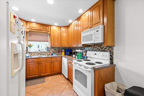 2621 Barkley Drive #A, West Palm Beach FL - photo 7 of 20