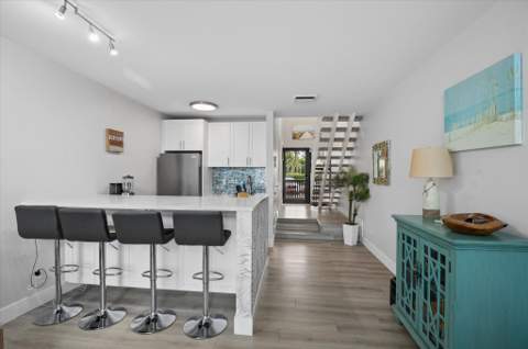 3589 S Ocean Boulevard #30, South Palm Beach FL - photo 9 of 56