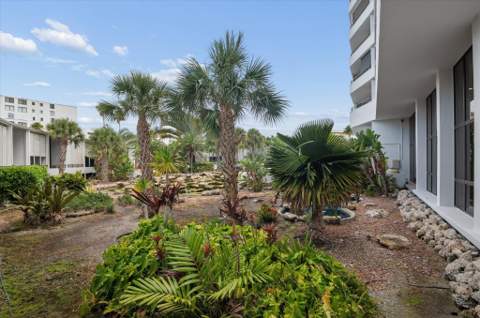 3589 S Ocean Boulevard #30, South Palm Beach FL - photo 15 of 56