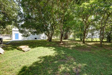 305 N 13th Street, Fort Pierce FL - photo 15 of 16