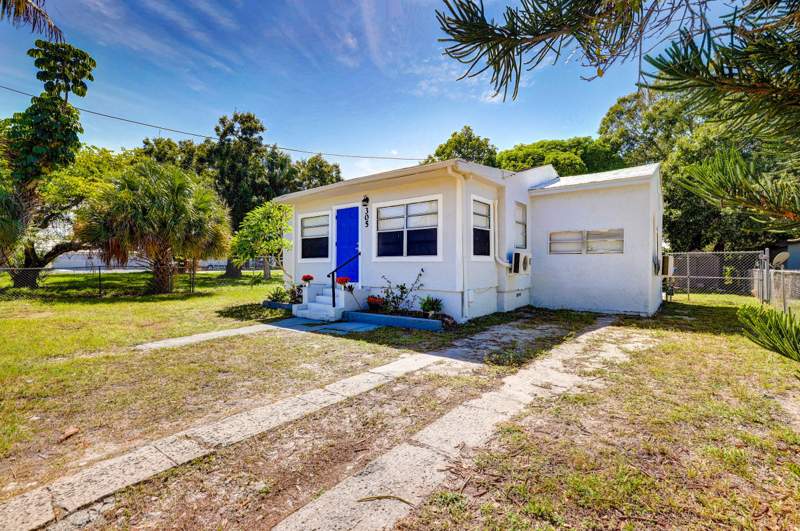 3 bedroom Single Family Residence at 305 N 13th Street, Mile End Subdivision, Fort Pierce — photo 2