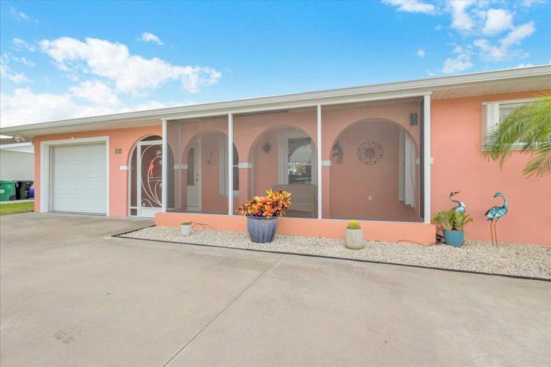 3 bedroom Single Family Residence at 611 SE Harborview Drive, Port St Lucie Section 6, Port St. Lucie — photo 4