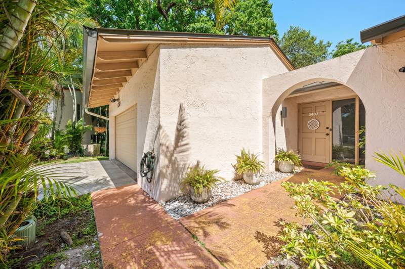 2 bedroom Townhouse at 3407 Cherry Garden Circle #151, Hills Of Inverrary Tract, Lauderhill — photo 3