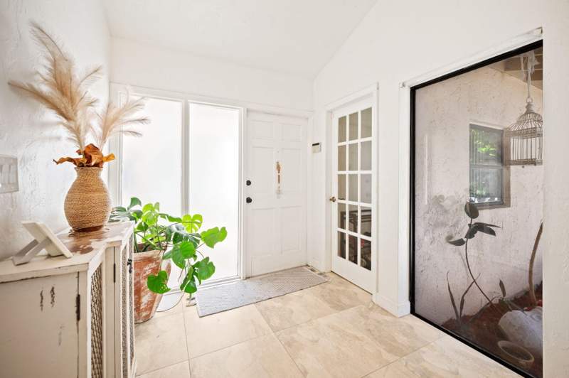 2 bedroom Townhouse at 3407 Cherry Garden Circle #151, Hills Of Inverrary Tract, Lauderhill — photo 4