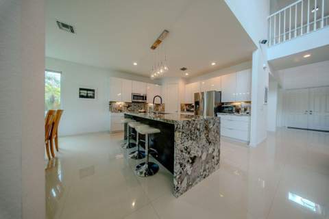 163 Bella Vista Way, Royal Palm Beach FL - photo 9 of 39