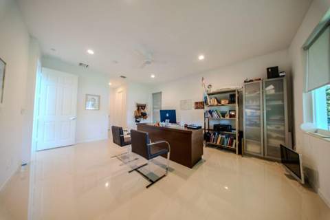 163 Bella Vista Way, Royal Palm Beach FL - photo 16 of 39
