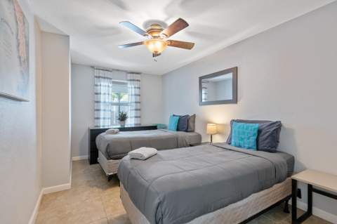 2012 SW 4th Avenue, Fort Lauderdale FL - photo 8 of 35
