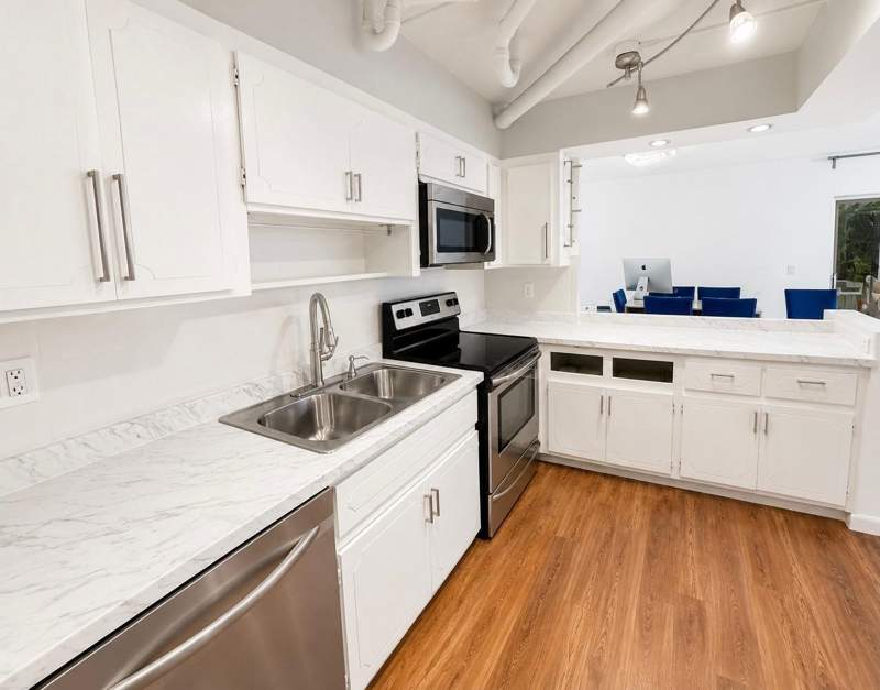 3 bedroom Townhouse at 6639 SW 41st Place #41, Brentwood Townhouse 2, Davie — photo 3
