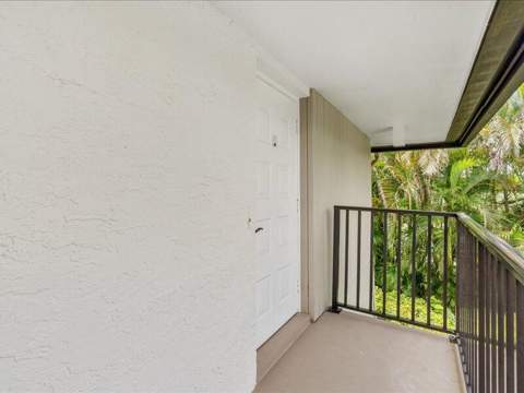 551 Greensward Lane #204-d, Delray Beach FL - photo 22 of 36