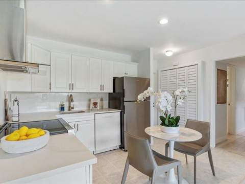 551 Greensward Lane #204-d, Delray Beach FL - photo 9 of 36