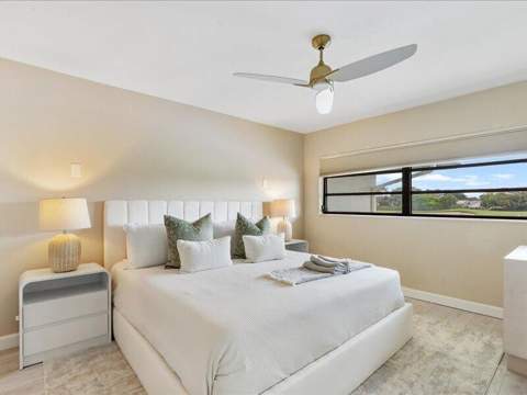 551 Greensward Lane #204-d, Delray Beach FL - photo 11 of 36
