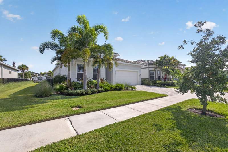 3 bedroom Single Family Residence at 12525 Triumph Lane, Avenir Site Plan 3 Pod 6, Palm Beach Gardens — photo 4