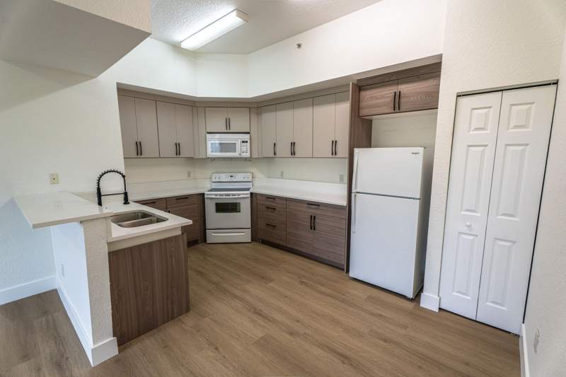 3 bedroom Condominium at 2801 Riverside Drive #301-s, Riverside Villas At, Coral Springs — photo 4