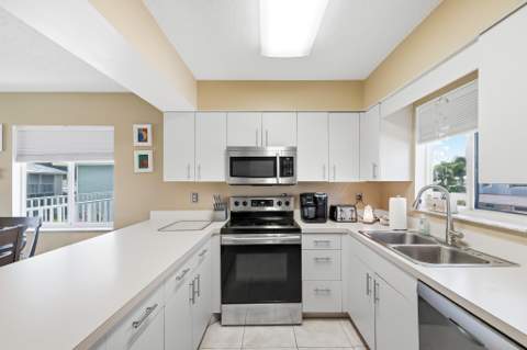 191 SE Village Drive #191, Port St. Lucie FL - photo 13 of 31