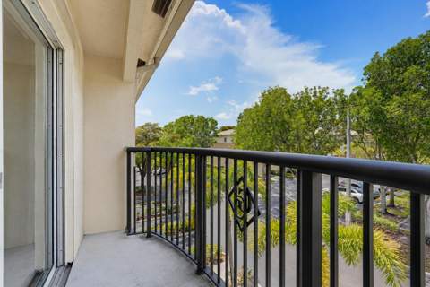 400 N Crestwood Ct Court #417, Royal Palm Beach FL - photo 21 of 45