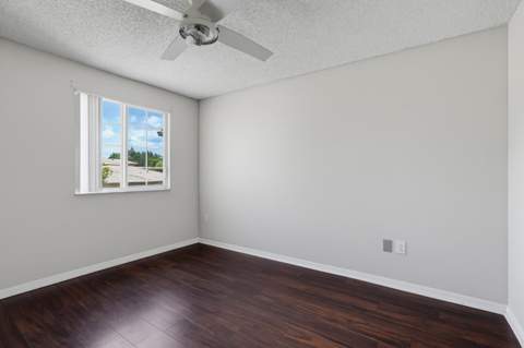 400 N Crestwood Ct Court #417, Royal Palm Beach FL - photo 14 of 45