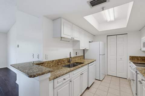 400 N Crestwood Ct Court #417, Royal Palm Beach FL - photo 8 of 45