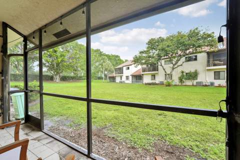 11 Vía De Casas Sur, Boynton Beach FL - photo 23 of 34