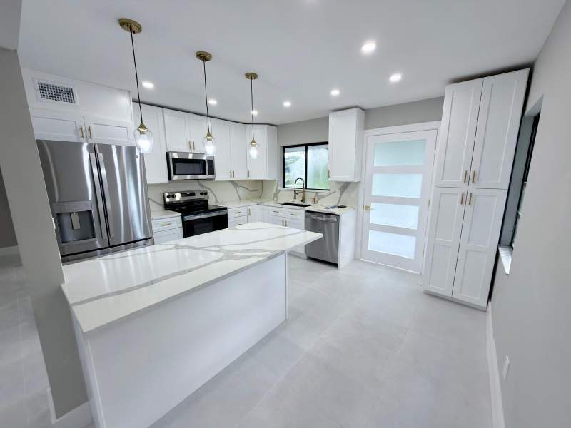 4 bedroom Single Family Residence at 46 Tara Lakes Drive, Lakes Of Tara Unit 1, Boynton Beach — photo 4