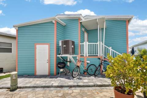 946 Nettles Boulevard, Jensen Beach FL - photo 14 of 45