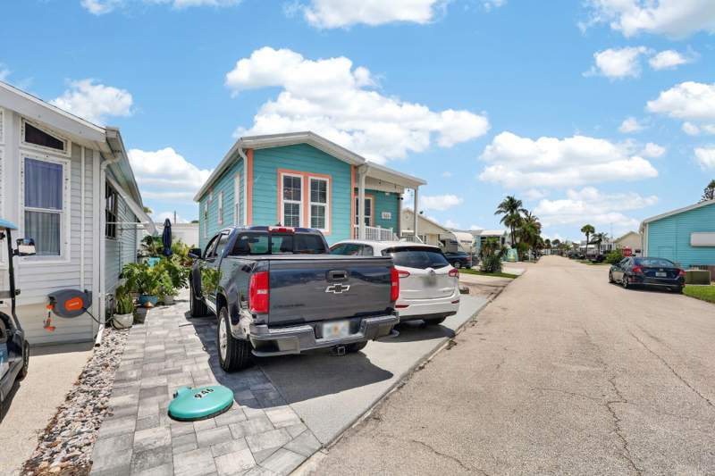 2 bedroom Single Family Residence at 946 Nettles Boulevard, Outdoor Resorts At Nettles Island, Jensen Beach — photo 2