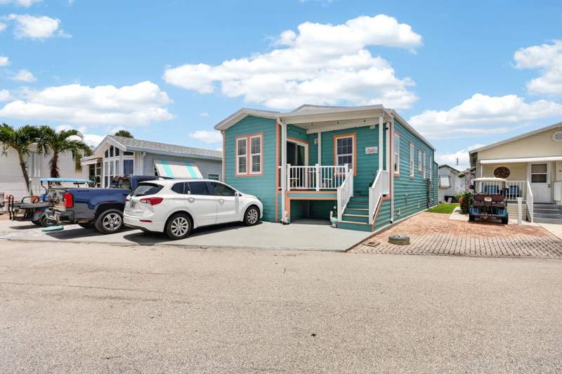 2 bedroom Single Family Residence at 946 Nettles Boulevard, Outdoor Resorts At Nettles Island, Jensen Beach — photo 3
