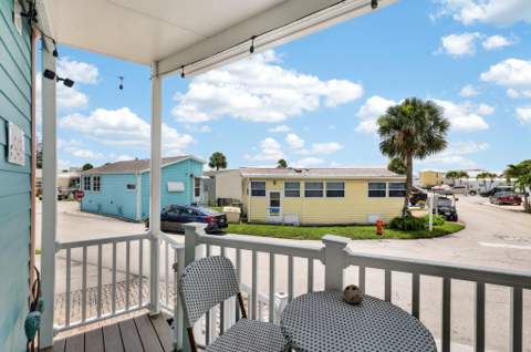 946 Nettles Boulevard, Jensen Beach FL - photo 6 of 45