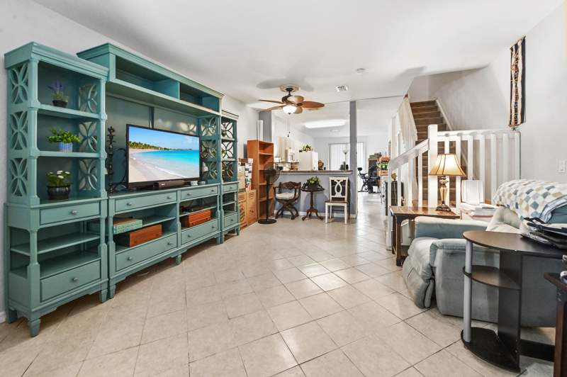 3 bedroom Townhouse at 1941 Gardenia Court, Sonoma Bay, Riviera Beach — photo 4