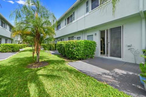 1941 Gardenia Court, Riviera Beach FL - photo 23 of 24
