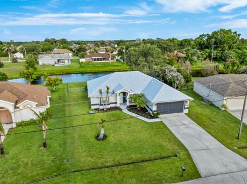 2367 SE Rock Springs Drive, Port St. Lucie FL - photo 7 of 45