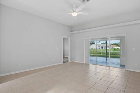 2367 SE Rock Springs Drive, Port St. Lucie FL - photo 22 of 45