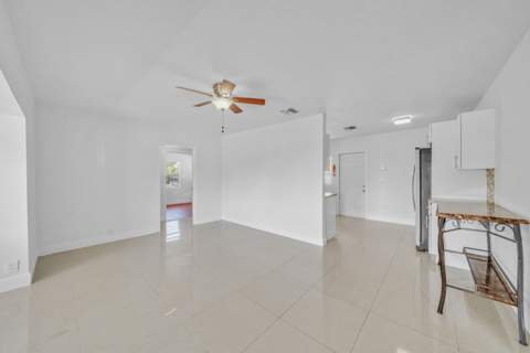 5409 Western Avenue, West Palm Beach FL - photo 11 of 55