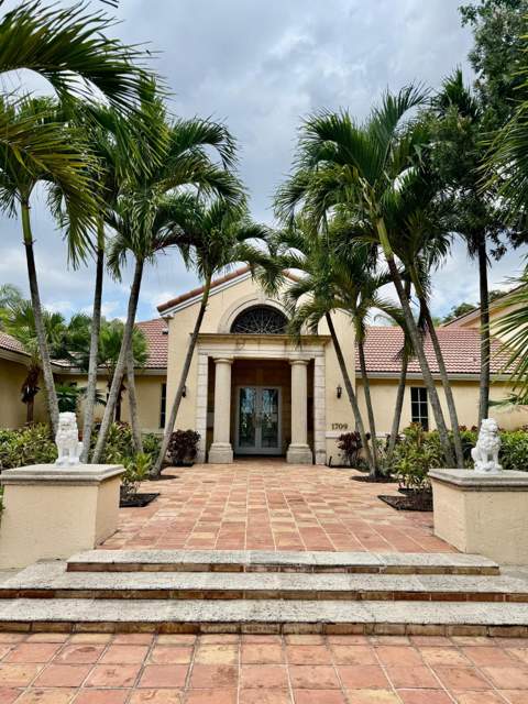1739 Village Boulevard #101, West Palm Beach FL - photo 10 of 19