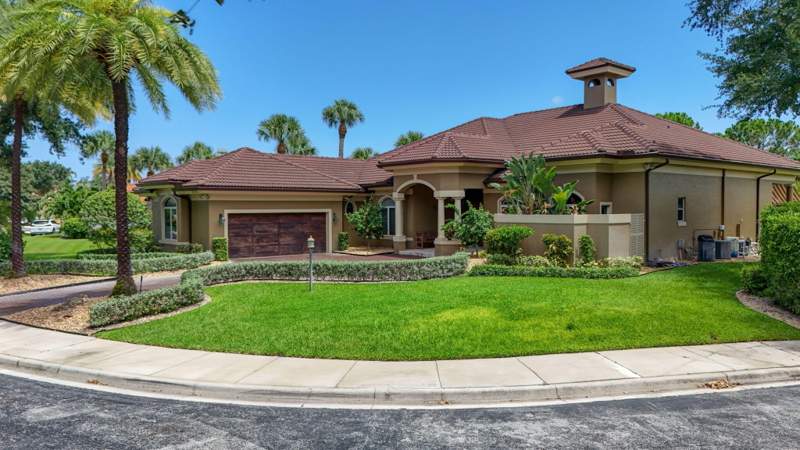 3 bedroom Single Family Residence at 2773 Tecumseh Drive, Bear Lakes Estates North, West Palm Beach — photo 4