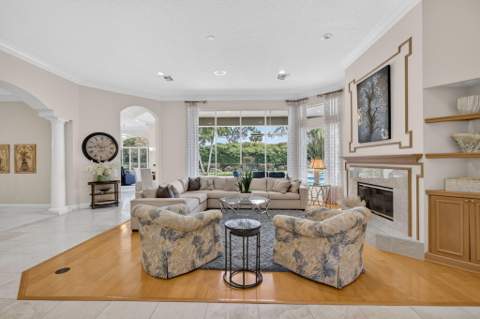 2773 Tecumseh Drive, West Palm Beach FL - photo 10 of 93