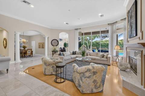 2773 Tecumseh Drive, West Palm Beach FL - photo 12 of 93