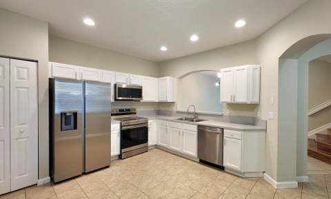 2124 Oakmont Drive, Riviera Beach FL - photo 7 of 25