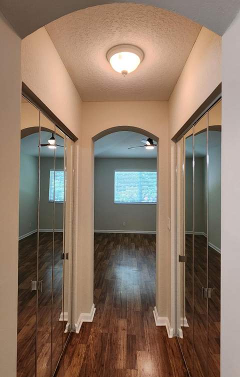 2124 Oakmont Drive, Riviera Beach FL - photo 16 of 25