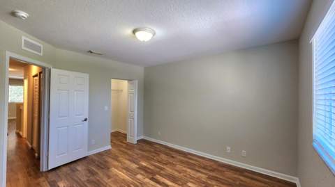 2124 Oakmont Drive, Riviera Beach FL - photo 17 of 25