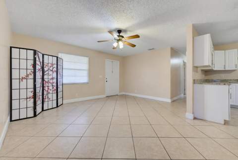 1525 W 17th Street, Riviera Beach FL - photo 7 of 21