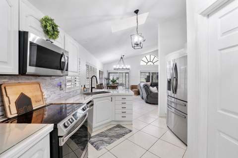 6852 Bitterbush Place, Boynton Beach FL - photo 18 of 73