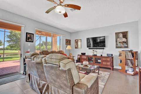 15861 Lisbon Court, Wellington FL - photo 15 of 35
