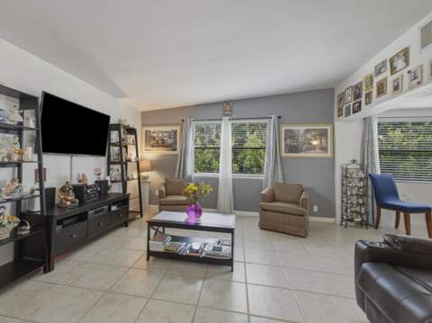 754 Hibiscus Drive, Royal Palm Beach FL - photo 18 of 36