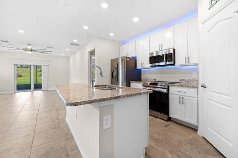 10972 SW Vasari Way, Port St. Lucie FL - photo 11 of 56