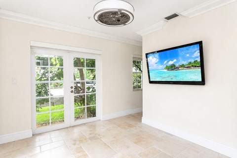 2725 NE 8th Avenue #118, Wilton Manors FL - photo 22 of 30