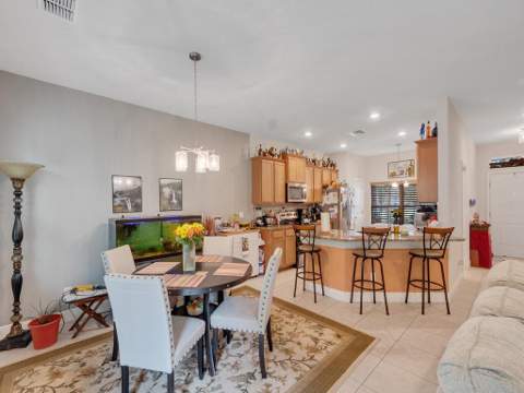 710 NE Turtleback Trail, Port St. Lucie FL - photo 12 of 40
