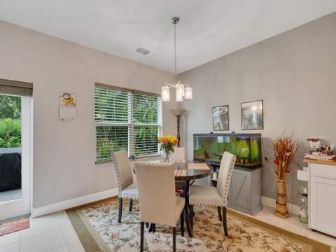 710 NE Turtleback Trail, Port St. Lucie FL - photo 17 of 40