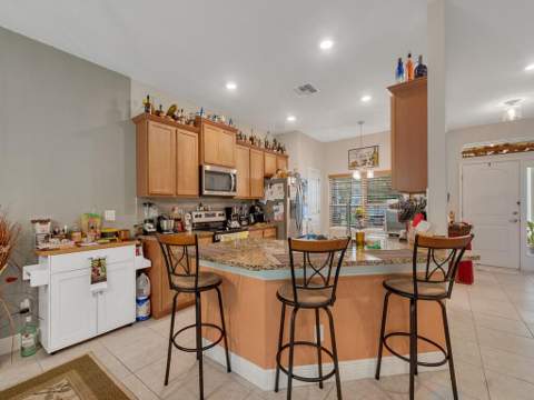 710 NE Turtleback Trail, Port St. Lucie FL - photo 8 of 40